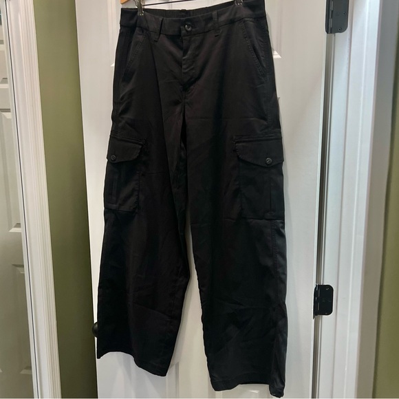 NWT American Eagle Stretch Cargo Baggy Wide-Leg pants - Picture 7 of 13